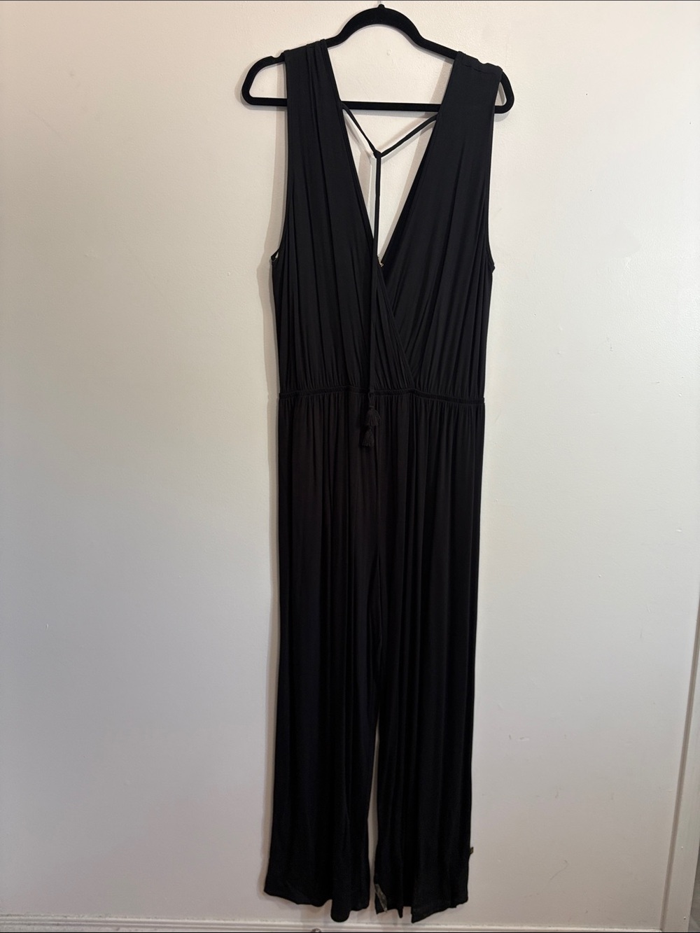 BNWT La Vie en Rose aqua crossover wide leg jumpsuit size L in Black - Picture 5 of 7